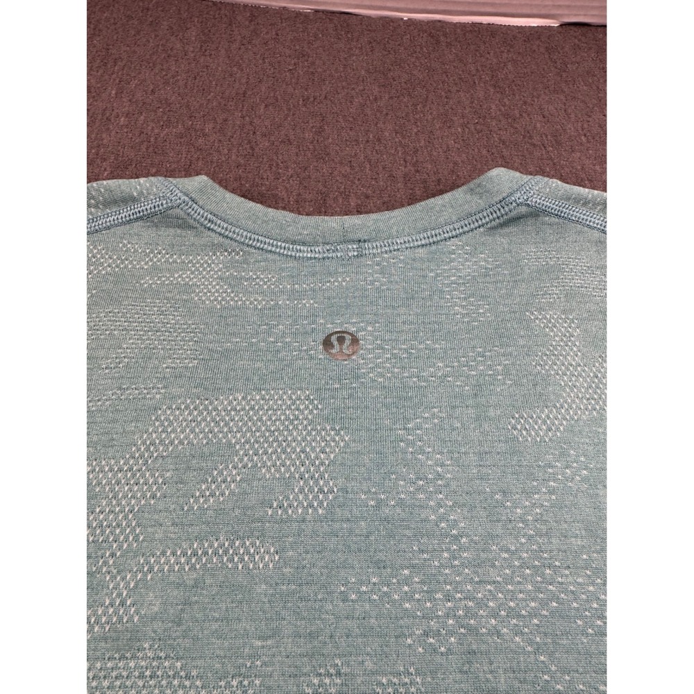 Lululemon Metal Vent Tech Short Sleeve Shirt Mens XL Teal Green Camo Training